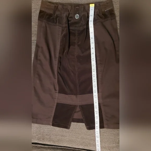 Brown Corduroy Knee Length Skirt Size 5/6 Classic Preppy Fall Tailored - Picture 9 of 10
